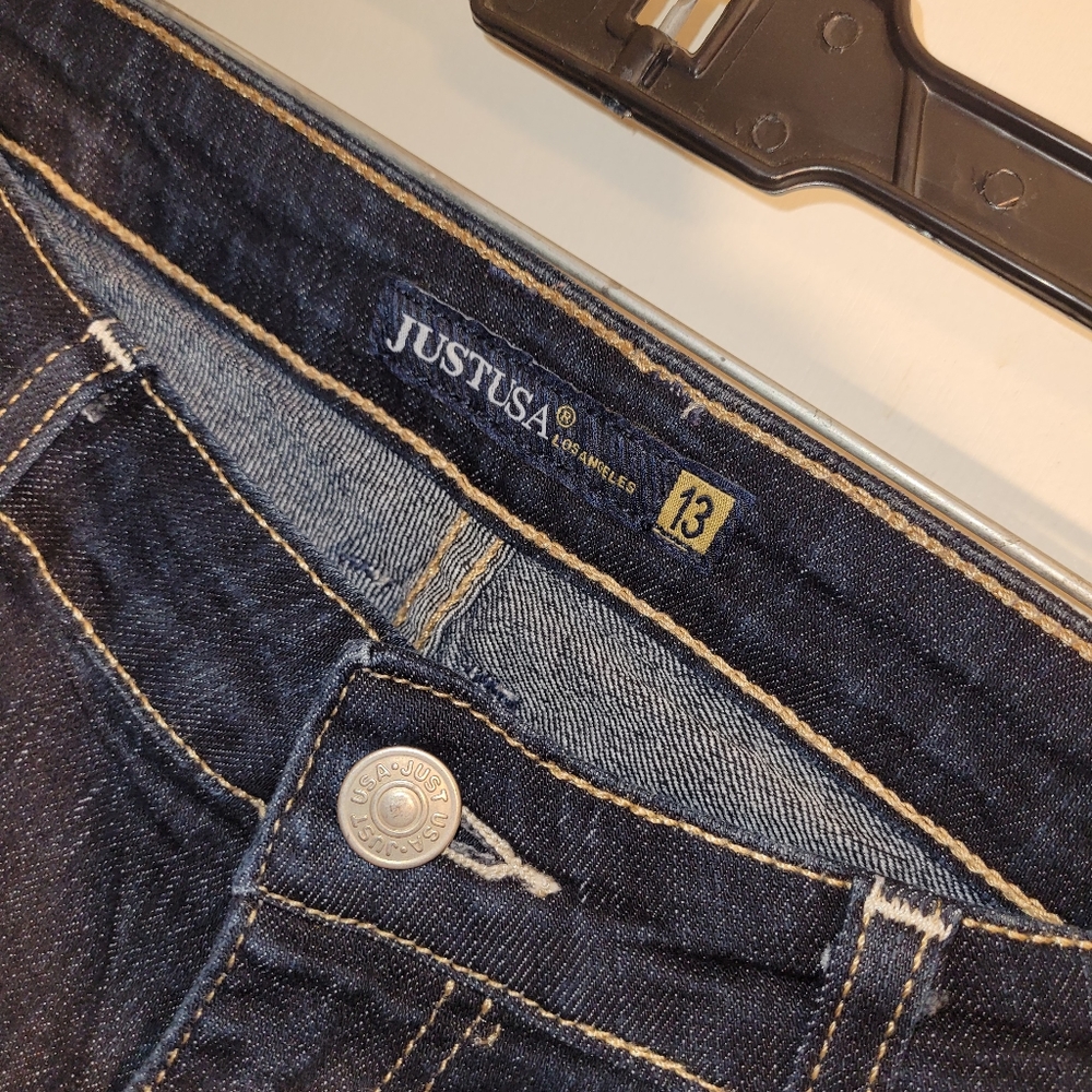 Jeans - Picture 2 of 3